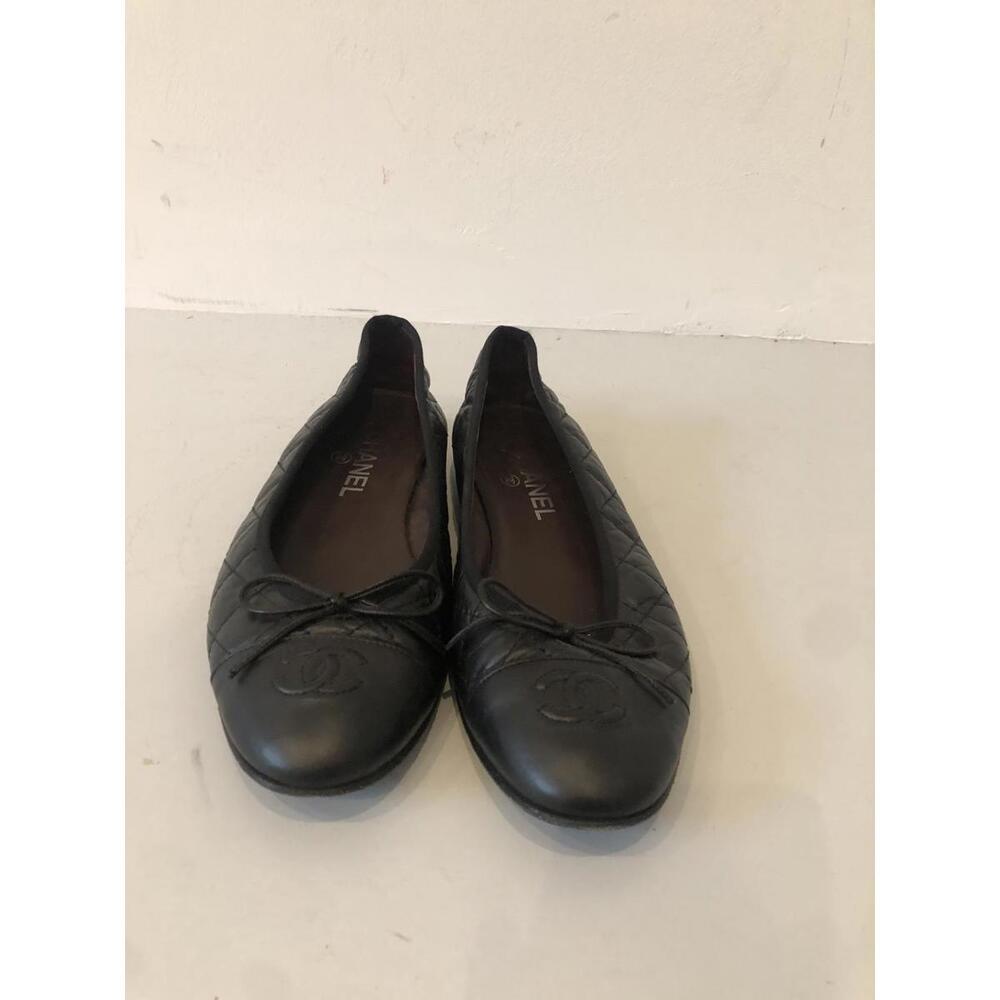 Chanel Black Quilted Leather Ballet Flats